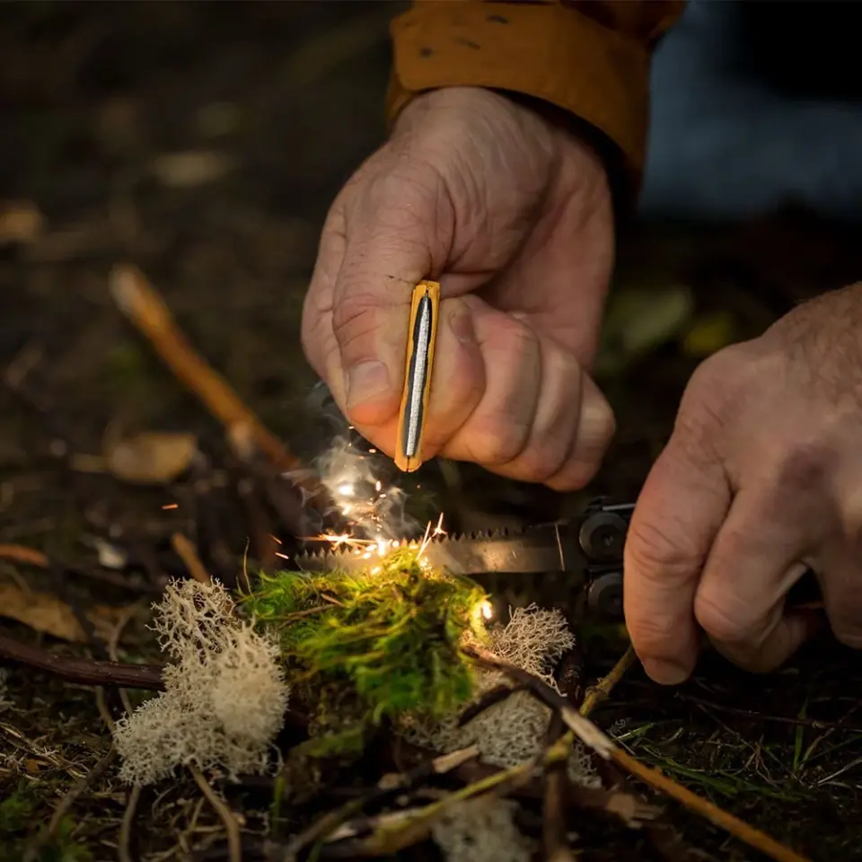 Leatherman Signal Green Topo Multi Tool