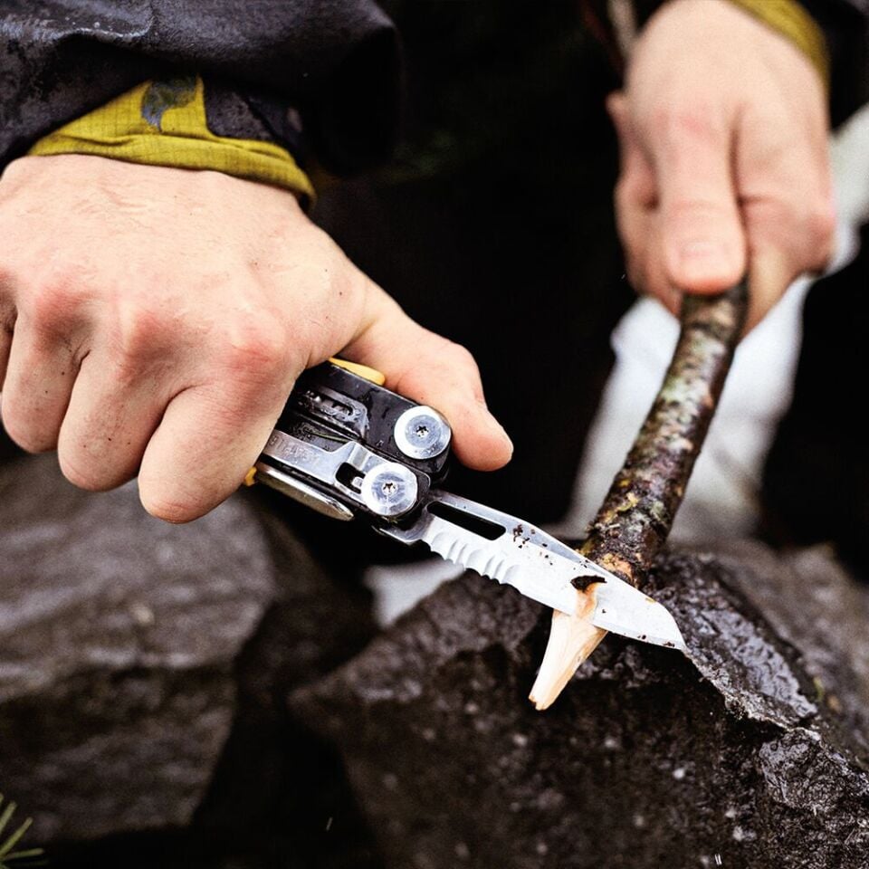 Leatherman Signal Green Topo Multi Tool
