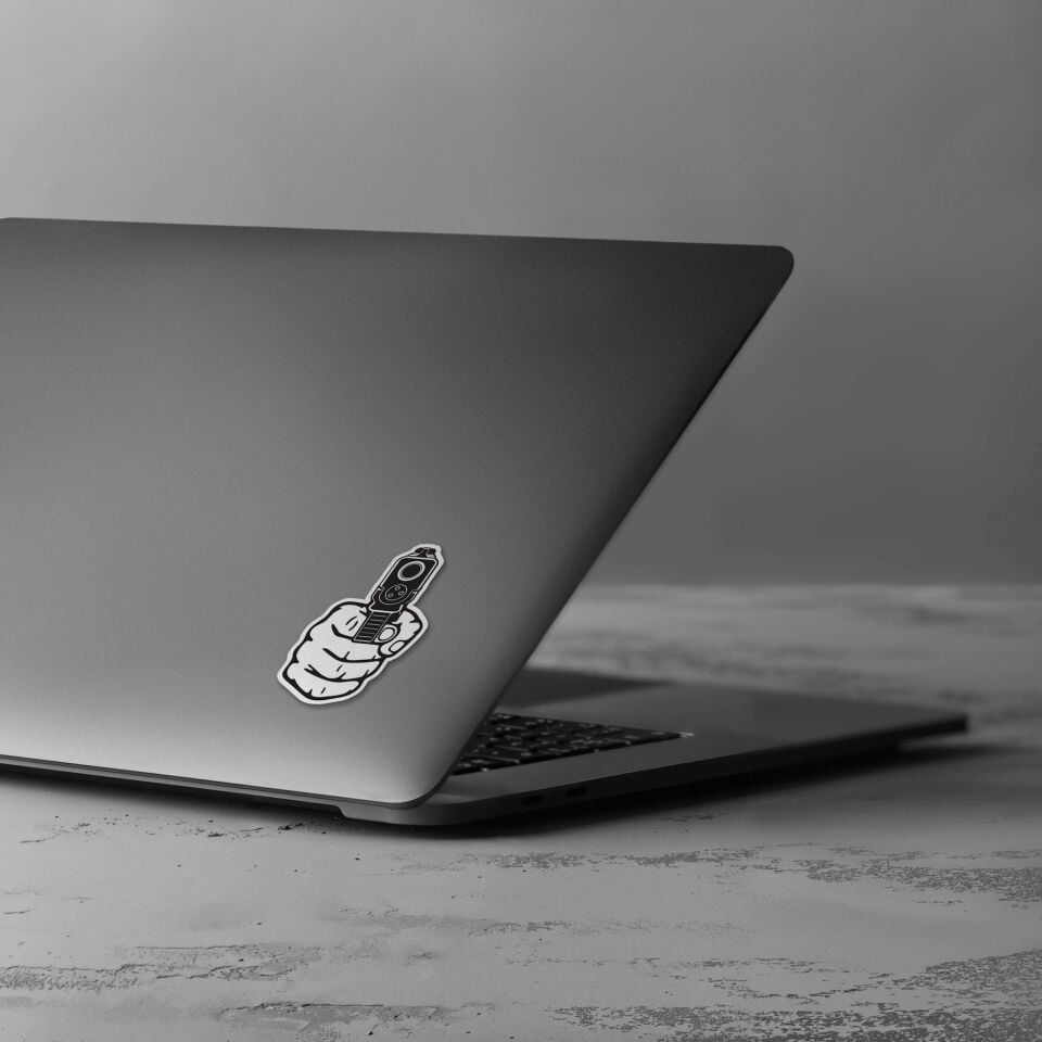 Laptop Sticker Elde Tabanca